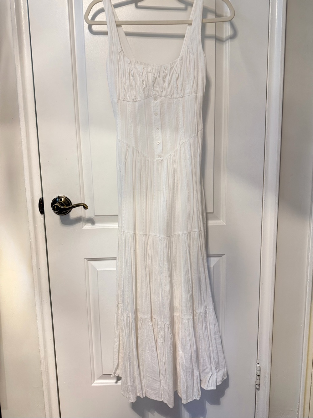 Sleeveless White Maxi Dress with Button-Front Detail